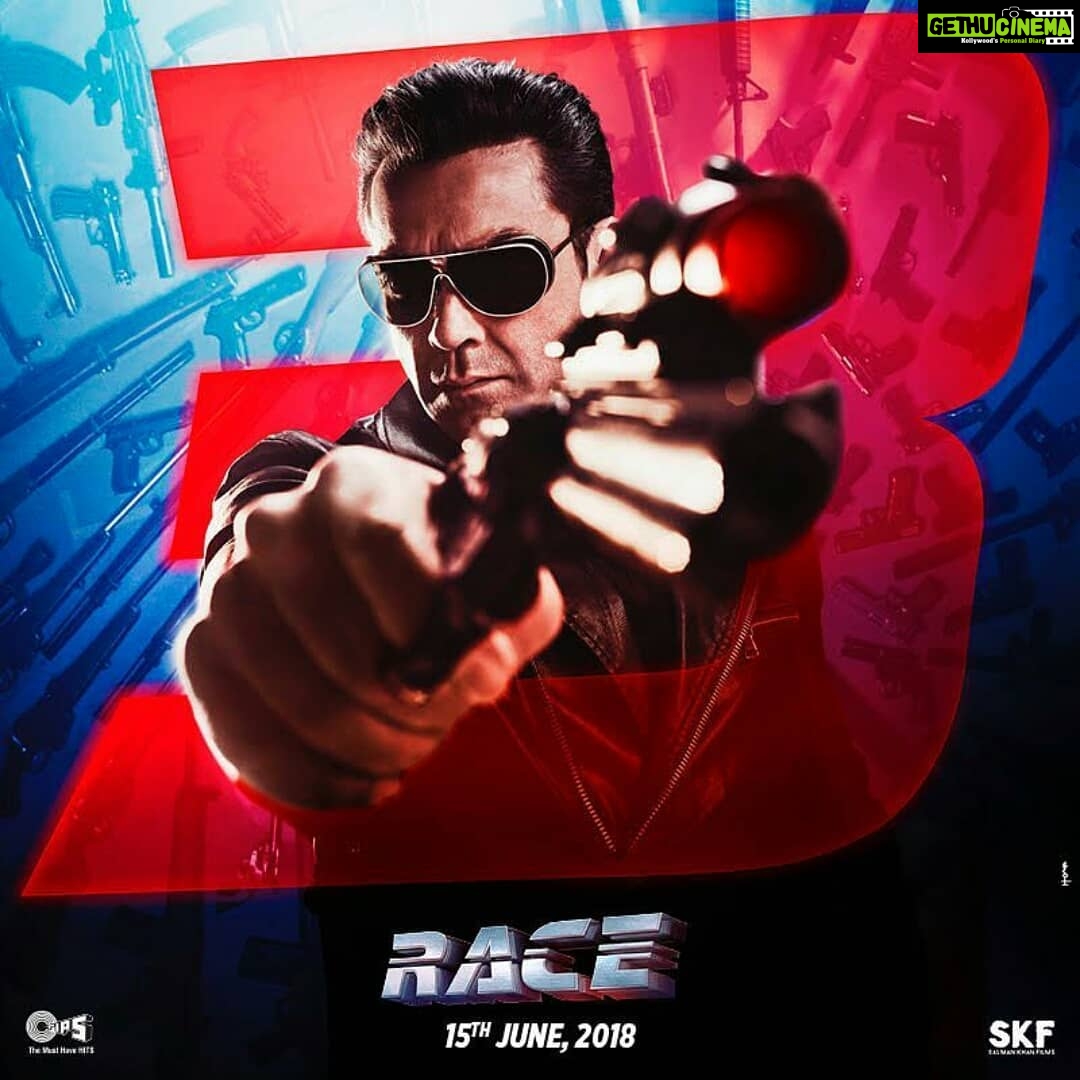 Daisy Shah Instagram - Yash: The Main Man - Always or Never? Find out in #Race3 #Race3ThisEid @iambobbydeol #Repost: @beingsalmankhan ··· “ Yash : The Main Man . #Race3 #Race3ThisEid @iambobbydeol @SKFilmsOfficial @Tips ”