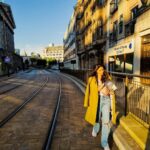 Daisy Shah Instagram - London street +🍿 . . . #daisyshah #stuffed #onthego #focused #livelovelaugh . . . 📸 @_rohitraaj