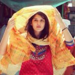 Deeksha Seth Instagram - Always lovely to visit such peaceful places... #Dargahsharif #Gharibnawaz