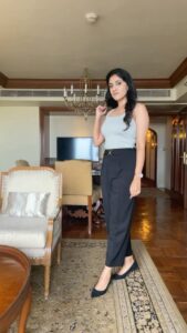 Dhanya Balakrishna Instagram - Some free time reels on shooting set. Thanks @smitaspatill @bi_nikilator #love #happiness #actress #cinema #southindianactress