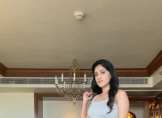 Dhanya Balakrishna Instagram - Some free time reels on shooting set. Thanks @smitaspatill @bi_nikilator #love #happiness #actress #cinema #southindianactress