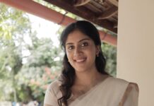Dhanya Balakrishna Instagram - Happy Onam lovelies! Keep smiling and spread joy #onam #instapic #instadaily #southindianactress #southindianactor #malayalam #malayalamcinema