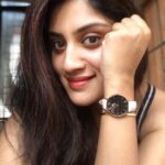 Dhanya Balakrishna Instagram - Daniel Wellington presents exclusive Black Friday deals just for you. Get upto 50% off on select items @danielwellington ; free strap with any watch and additional 15% using my code: “DHANYA15”. Hurry Offer valid till 26th November!! #DanielWellington #DWIndia #DW