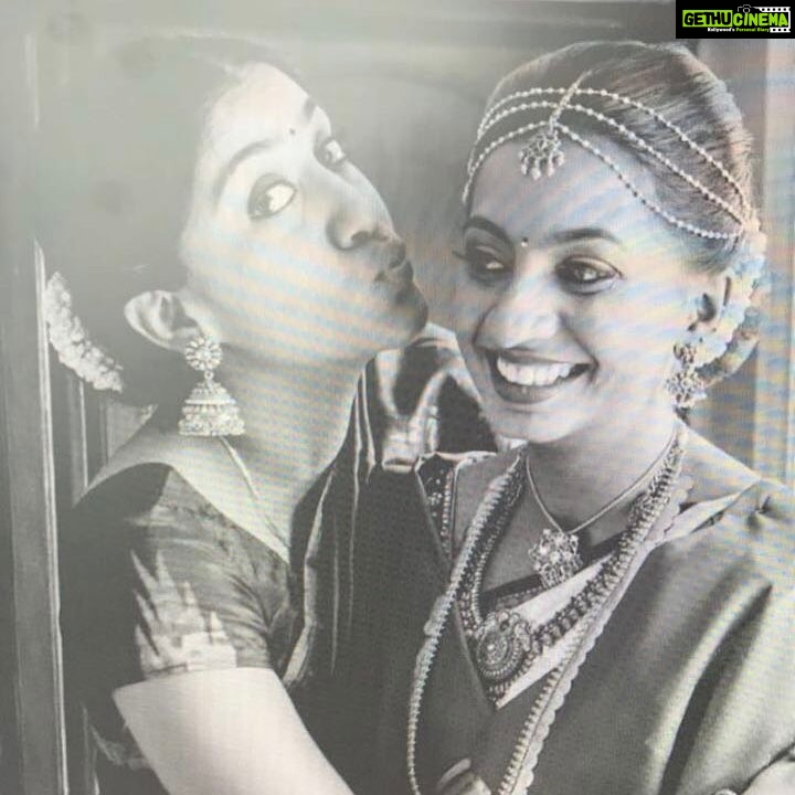Dhanya Balakrishna Instagram - Bestie weds bestie!! I am very disconnected when it comes to weddings and marriage in general.. but this one was special.. 2 most precious ppl got hitched n it was one of those days I genuinely n intensely wished for a whole life of mega happiness for the couple.. #bestwedding #twobestfriendsgetmarried