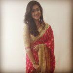 Dhanya Balakrishna Instagram – Happy Diwali guys! Let’s plz plz try n refrain from those noisy crackers so old people, sick people and animals can have a great Diwali as well. Stay happy n spread all the love u got in u.. big big hugs. #diwali #saree #celebration #celebratelife #ootd #indian