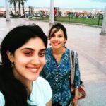 Dhanya Balakrishna Instagram – Full area beats with the sister! #sisters #family #love #indigo #beach #instagramers #instagood #instalike