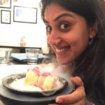 Dhanya Balakrishna Instagram – #dessert #falooda #dryice #funtimes #grin #happiness #bombaybrasserie #instadailypic #tweegram