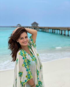 Dia Mirza Instagram - The Indian Ocean and the incredible people at @TravelWithJourneyLabel @jamanafaru_maldives beckoned and here we are, in absolute paradise 🌊🌏 Enjoying the most INCREDIBLE  hospitality🙏🏻🙏🏻🙏🏻 Every moment here so far has been pure joy 🦋 

Thank you @divyabydivyaanand for this handcrafted beauty. Styled by @theiatekchandaney, assisted by @jia.chauhan.

Photos by Him 🙃 

#myJAmoment 
#JAmanafaru
#TravelWithJourneyLabel
#JourneyLabel
#YouAreSpecial