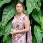 Dia Mirza Instagram – “Flowers don’t worry about how they’re going to bloom. They just open up and turn toward the light and that makes them beautiful. “ – Jim Carrey 

#WorkMode #NatureInspired #MadeInIndia 

Outfit and jewellery :
@taruntahiliani
@mypeepul 
Style by : @theiatekchandaney 
Assisted by : @jia.chauhan 
Make Up and Hair by : @shraddhamishra8 
Photography : @rishabhkphotography