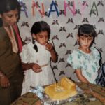 Dia Mirza Instagram - I want cake 🍰 @narniaa 😂 #ThrowbackThursday India