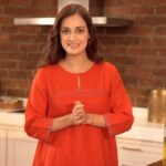 Dia Mirza Instagram – As the weather changes, we need to make sure that our immunity stays strong. We do a lot of things to keep our immunity strong, though a cooking oil enriched with Vitamin C and other immunity boosters, makes it so much easier. I ensure my family’s immunity with Emami Healthy & Tasty Smart Balance Cooking Oil. #AbHarNivalaImmunityWala #EmamiSmartBalanceOil #EmamiSmartBalance #EmamiHealthyAndTasty
@emamihealthyandtasty