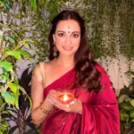 Dia Mirza Instagram – Love and light to all! Out of the darkness and into the light 🪔✨ #HappyDiwali #शुभदीपावली India