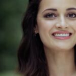 Dia Mirza Instagram - Launched on the 75th #UNDay, #BharatKeMahaveer anthem embodies the timeless values of the @unitednations Charter. It speaks of hope, solidarity, unity & brotherhood - a message we all need to hear. Join me, @niti.aayog @uninindia and @discoverychannelindia in saluting these selfless #COVID19 heroes!