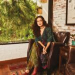 Dia Mirza Instagram – Always seeking nature 💚 Repurpose, restore, recycle, manage waste… Are some ways to make a home better and safer 🌏

Thank you @bazaarindia @nandinibhalla for featuring my sanctuary! 

MY LIFE, MY STYLE [Part 1]: Actor Dia Mirza’s home in Mumbai is a sanctuary of sustainability.

Excerpts from the feature: 

“‘Dia’s childhood was spent in Banjara Hills in Hyderabad, that presented her with an “incredible expanse of nature”… “I have vivid memories of sitting on the ground with my hands soiled, planting saplings with my mother…and the joy of watering plants, especially getting wet on a hot, sweltering day!” she smiles. Dia’s apartment in Mumbai abounds with oxygenating plants like money plants, mother-in-law’s tongues, and arrowheads. “I have almost 25 species of birds visiting my window every day,” Dia tells us. “I’ve had red-vented bulbuls, sparrows, coppersmith barbets, and sunbirds building nests in the windows and foliage… It’s magical to hear the bird song through the day;you feel transported from the big metropolis to a lush forest…”’

Digital Editor: Nandini Bhalla (@nandinibhalla)
Feature Credit: Radhika Bhalla (@radhika_bhalla)
Styling by: Theia Tekchandaney (@theiatekchandaney)
Photographs by: Chandrahas Prabhu (@chandrahas_prabhu)
Hair & Make-up: Shraddha Mishra ( @shraddhamishra8 )
Fashion Assistant: Ankana Awasthi (@ankana.awasthi)
Publicity: The Studio Talk (@thetalkstudio) and Diksha Punjabi (@dikshapunjabi23)

Wearing a kaftan by Sunira Designs @suniradesigns, jewellery by @silverstreakstore , and shoes by @aprajitatoorofficial India