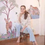 Dia Mirza Instagram - My favourite place in the world these days is Avyaan’s nursery 🐯🌏 Nature love reflecting with our wall art by @kalakaarihaath 🙌🏼 Top @ilovepero MUH @shraddhamishra8 Styled by @theiatekchandaney Photos by @rishabhkphotography India