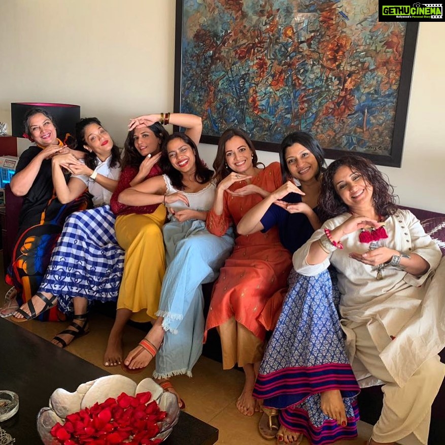 Dia Mirza Instagram - Missing you amazing women. We may not meet everyday but we are a sisterhood. @azmishabana18 you have always brought us together only the way you can. BTW do you remember this joke π Sending you all so much love @konkona @divyadutta25 @sandymridul @therichachadha @shahanagoswami π #WorkingWomen #Wednesday