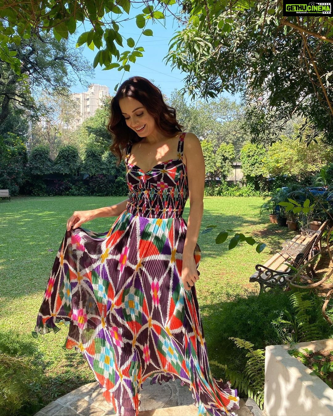 Dia Mirza Instagram - Have a colourful, wonderful and vibrant week ahead πΌπͺπΌπ #Monday India