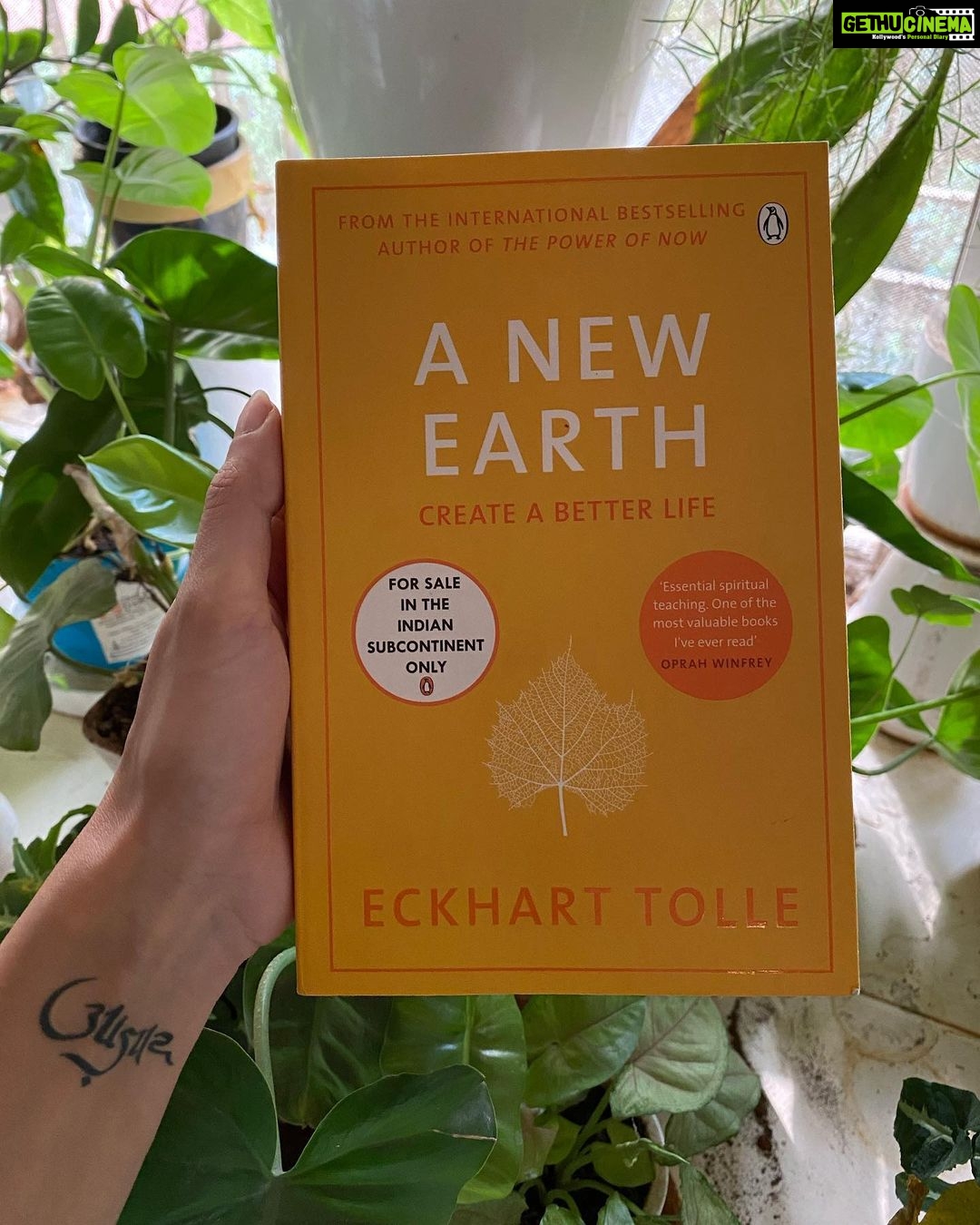 Dia Mirza Instagram - Ek Saath π #Tuesday #TuesdayMotivation @pragyakapoor_ @indranilsm @rabia.tewari @abrahamjohnarchitects @my_bmc @mahimbeachcleanup @kiranbawa76 #ILoveMumbai #ILoveIndia #OneIndiaStories #SwachhMumbaiSwasthMumbai #IkOnkar #EkSaath #Now #One #TurningSpacesintoPlaces