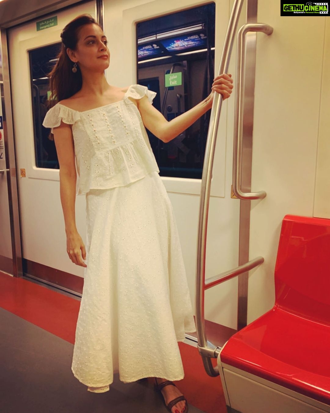 Dia Mirza Instagram - Hold on. #FridayFeeling Dubai, United Arab Emirates