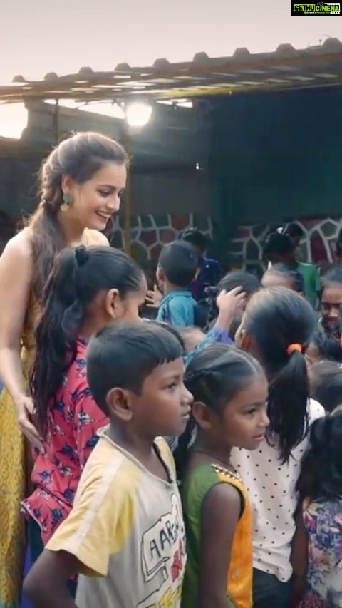 Dia Mirza Instagram - 1 minute, 1 hour, 100 hundred hours ππΌππΌππΌππΌ #WeAreExceed #ExceedCares I love you guys and so so proud we are in IT together πππͺπΌππΌ this is #POWER the power of NOW. @angelxpressfoundation #ExceedCares @afsarzaidi @exceedentertainment