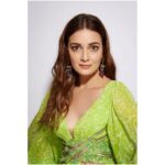 Dia Mirza Instagram – It’s a ‘wonder’full world 💚 Mumbai, Maharashtra