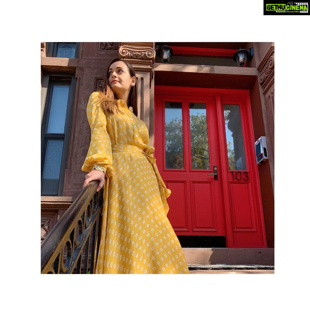Dia Mirza Instagram - Sunshine the most precious gold on earth. Tap for credits 🌞 #SunshineSaturday