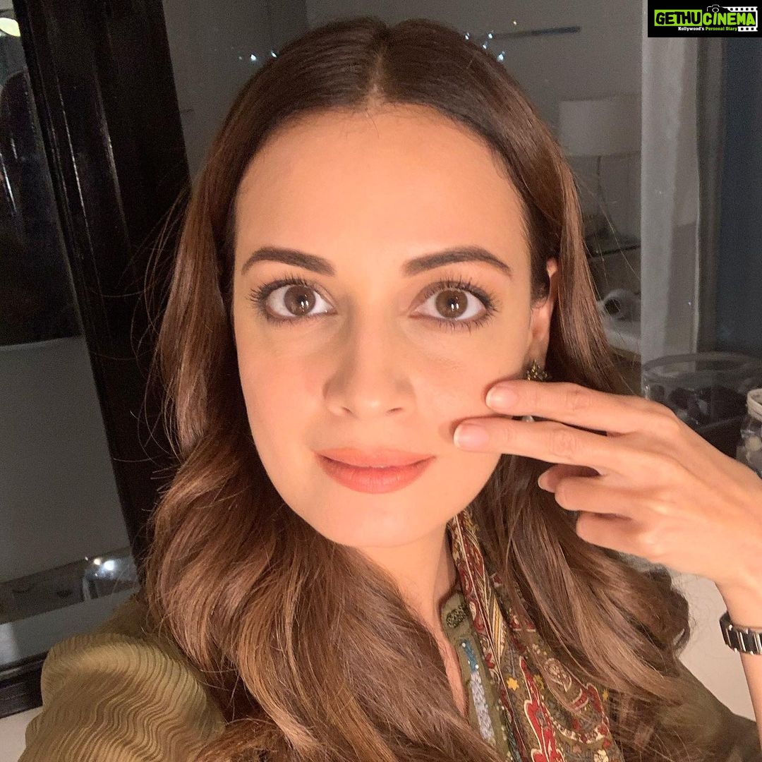 Dia Mirza Instagram - I am all for #GirlsGetEqualChallenge with @planindia because until girls are equally represented & take decisions that impact them, gender equality will not be achieved. I nominate @swatithiyagarajan @fayedsouza @lisaraniray ❤️#GlobalGoals #SDGs