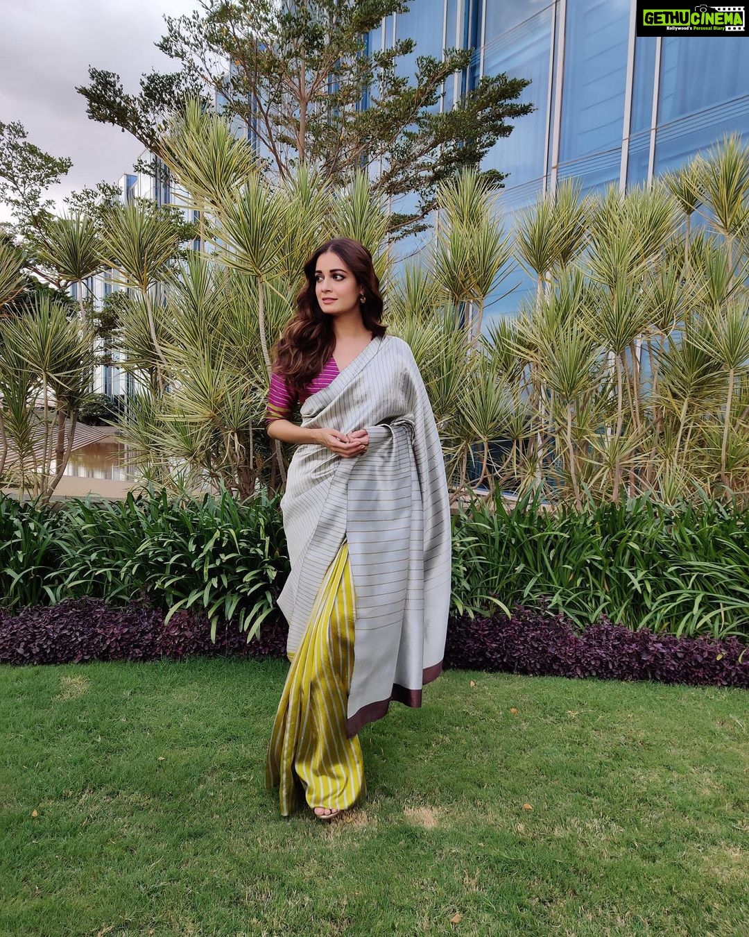 Dia Mirza Instagram - It was a perfect βmy kind of work dayβ! Doing what I love and loving what I do ππ³π§ addressing a town hall for @makemytrip on sustainable living, the connection between human progress and nature and saying no to #SingleUsePlastics. #GlobalGoals #SDGs Bangalore, India