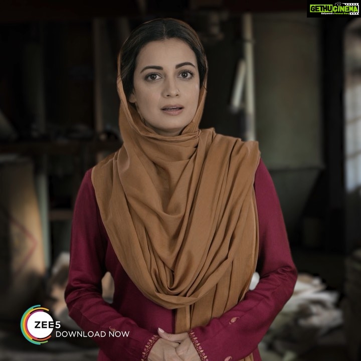 Dia Mirza Instagram - Zindagi ki aas mein hai, wo ek khoobsurat kal ki talaash mein hai! Bas do din baad, #Kaafir, premieres on 15th June, only on #ZEE5. Subscribe now: http://bit.ly/SubscribeNowZEE5 #HumanityIsMyReligion @zee5premium @merainna @chinxter @siddharthpmalhotra @bhavani.iyer @pratik8shah 