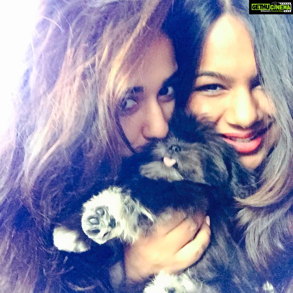Disha Patani Instagram - Happpy b'day mama @atrayee777 you have always been my support personally and professionally ❤️❤️❤️ you are one the nicest people i know! Thank you for taking care of me like a baby! ❤️ love youuu❤️