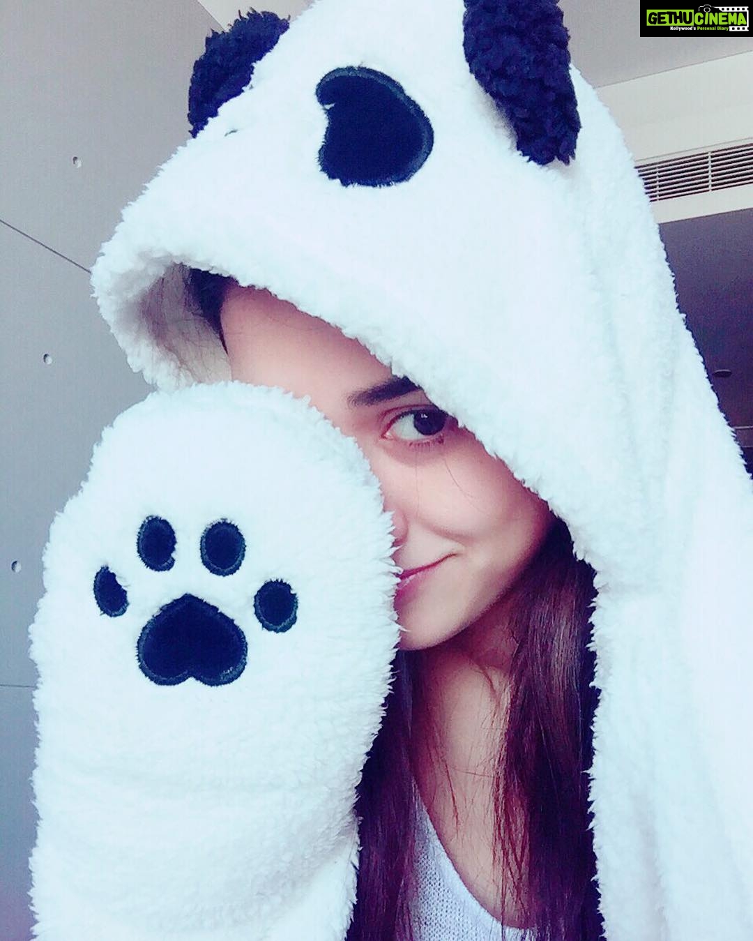 Disha Patani Instagram - Merry Christmas to all ❤️❤️❤️❤️❤️❤️ lots of loveeee enjoy woth your family and friends 💕❤️ special love to all my fanclubs❤️