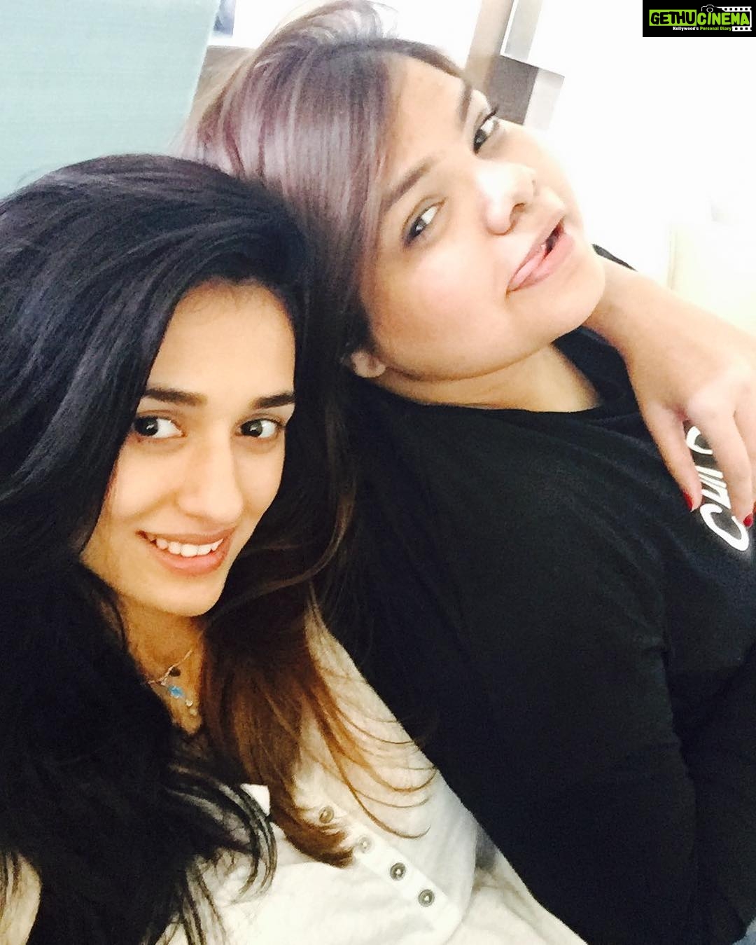 Disha Patani Instagram - Bestiessss @sakshichaudhary07 ❤️❤️❤️❤️