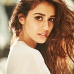 Disha Patani Instagram – Photo @rohanshrestha  makeup @flaviagiumua hair @marcepedrozo 😊❤️