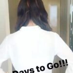 Disha Patani Instagram - 2 days to goooo ❤️❤️❤️❤️ #msdhonitheuntoldstory @kiaraaliaadvani @sushantsinghrajput @foxstarhindi @fridayfilmworks #neerajpandey #arunpandey 😊😊🙏 dress #nanditamahtani makeup @flaviagiumua hair @marcepedrozo ❤️❤️❤️