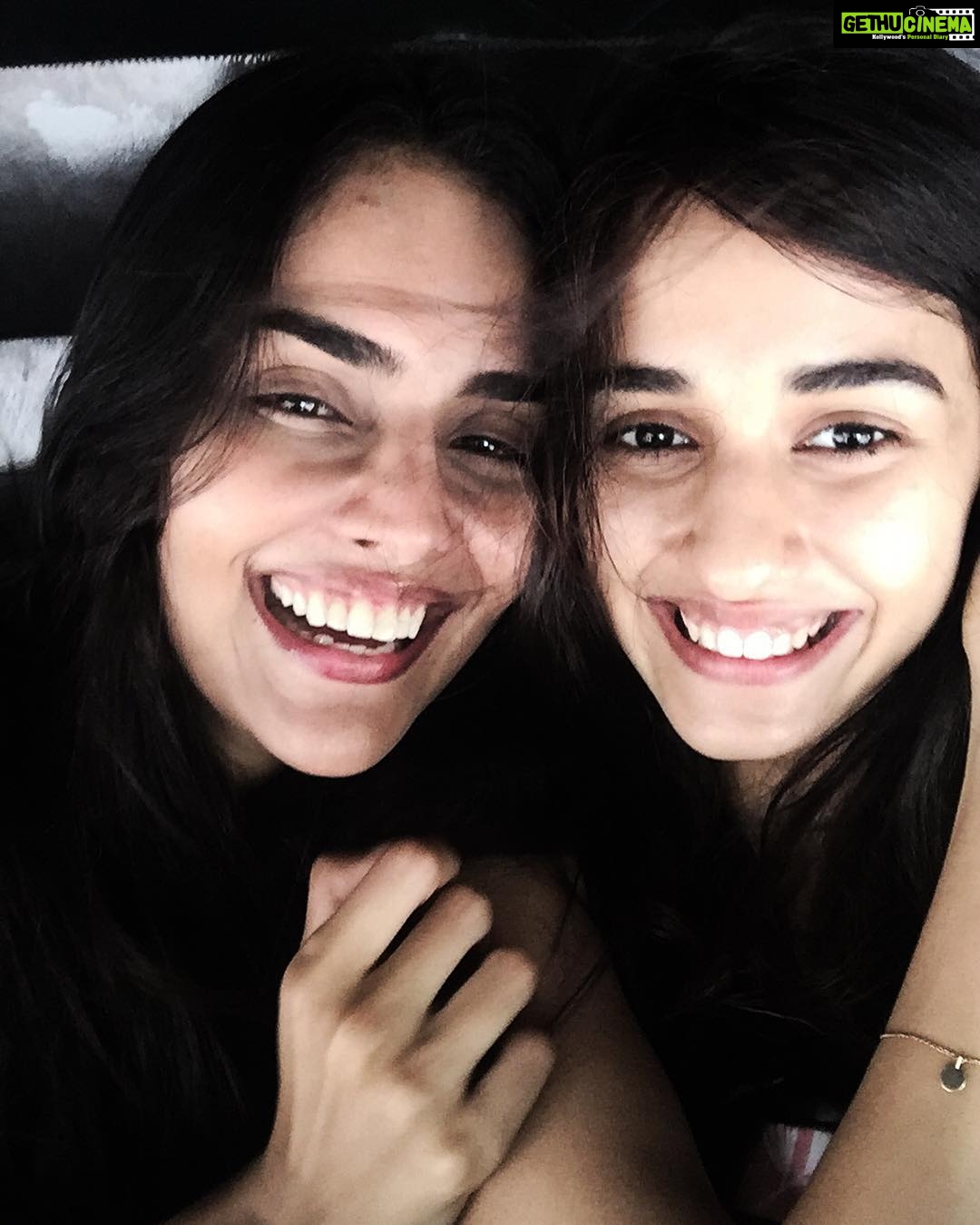 Disha Patani Instagram - My beauty and health mentor @nathaliapinheirokaur hotttyyy❤️🌺🌺🤗🤗🌺 lovee loveee🌺❤️❤️