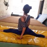 Disha Patani Instagram - Wake up stretch 🌺😊🙏 getting there❤️🌺 @rahulsuryavanshi27