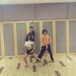 Disha Patani Instagram – @pareshshirodkar @tigerjackieshroff dance dance 😜😜😜