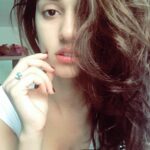 Disha Patani Instagram - Those Messy hair days🌺🌺😅😅😅🌺🌺