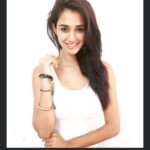 Disha Patani Instagram - Yeyyy 50 k followers! Thanks for the love ❤️❤️❤️ i don't even know if i deserve so much at this stage, but thanks for the support! Can't ask for enough! Love you all 💪🏻❤️