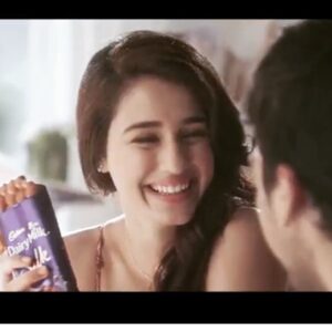 Disha Patani Instagram - Thank you everyone for all the love and support! I have been receiving so many messages with so much love and appreciation !! Can't thank you guys enough for making it so special ❤️❤️❤️ god bless all ❤️🌺