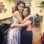 Disha Patani Instagram – With my sweetheart alkuzzzz @alka_b5 !! Miss you baby 😘😘😘