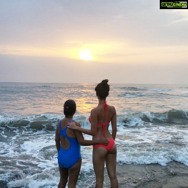 Disha Patani Instagram - At My favourite place with my favourite person @sangeetasikdarbhatia 😍😍😍
