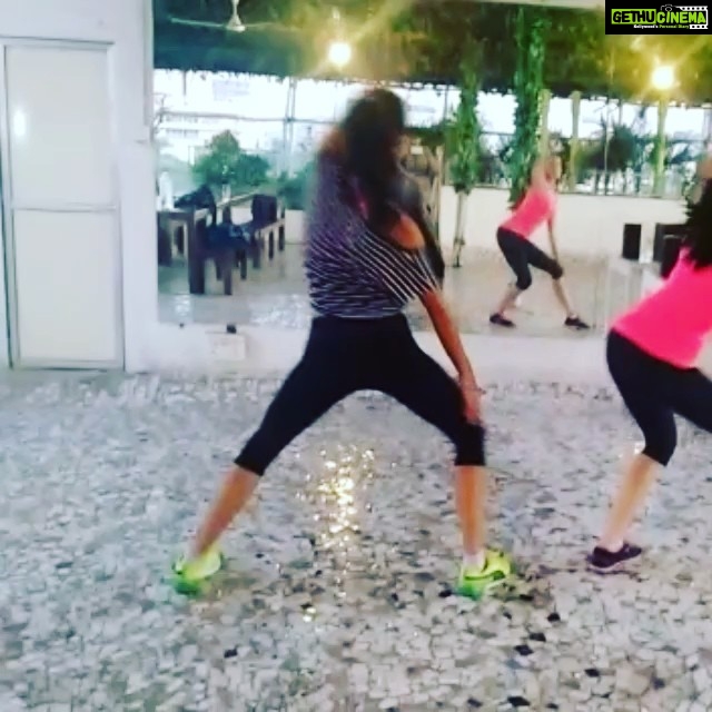 Disha Patani Instagram - @norafatehi hahaaaaaaaa 😂😂😂 you always kill it! My beyonce! Love you 😘😘😘😘😘😘