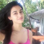 Disha Patani Instagram – Goodmorning vacation 😊😊😊😊 sleep eat swim repeat 😜😜 Vilu Reef Beach and Spa Resort, Maldives