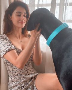 Disha Patani Instagram - 🌸