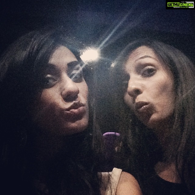 Disha Patani Instagram - #ekvillain #preview #bollywood #madness #with @preity1411 #pouting #always ;)