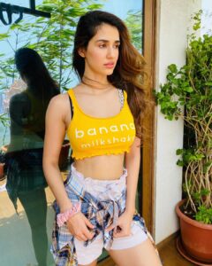 Disha Patani Instagram - 🐝