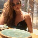 Disha Patani Instagram – Looking at the empty plate be like😶🐙