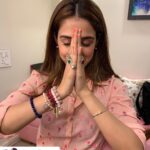 Disha Patani Instagram - #Repost @ektaravikapoor ・・・ KTINA ka sab ko ‘JAI MATA DI’ ! ( she used to b TINA ab KTINA as K suits her ...her Astro said )but yaaaar who wears so many rings????🤣🤣🤣 @dishapatani As never before 🤣 #favscript #shootbegins