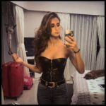 Disha Patani Instagram - 🐶👠🧳